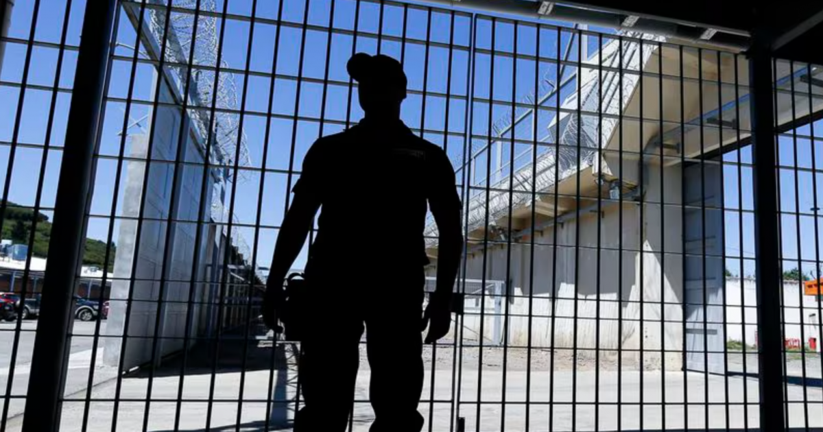 Confirman brote de tuberculosis en cárcel de Temuco tras detección de nuevo contagio